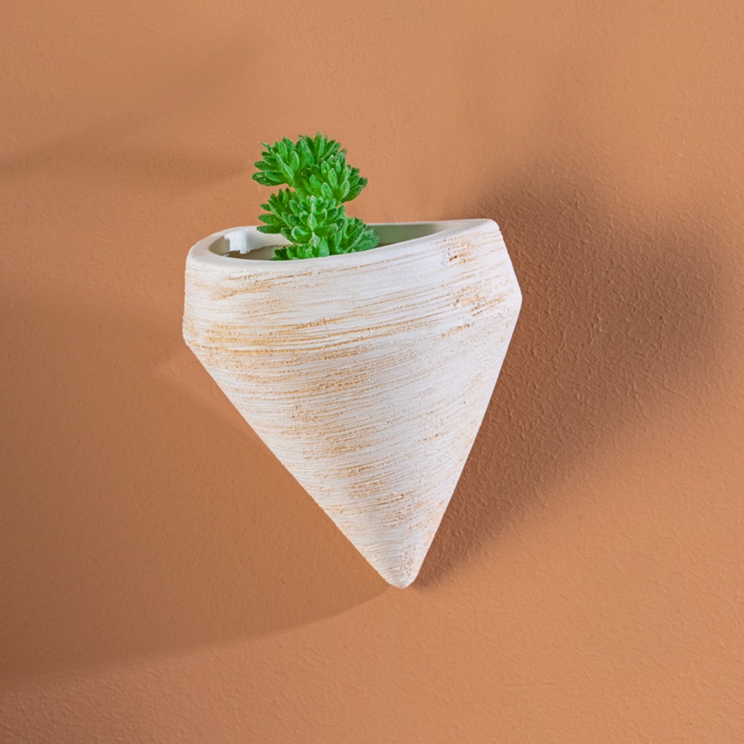 Jayla Wall Mount Planter 10x10.5cm