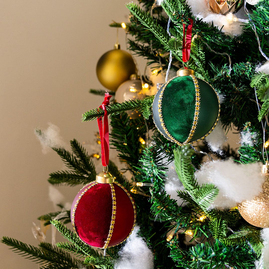 Christmas Ball -Burgundy