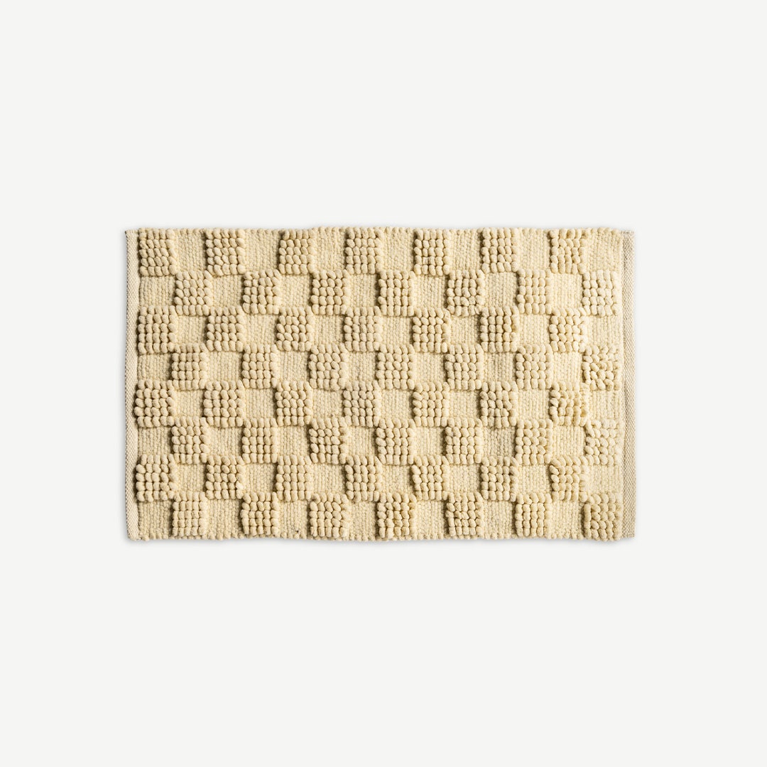 Array Chenille Bathmat Ivory -50x80cm