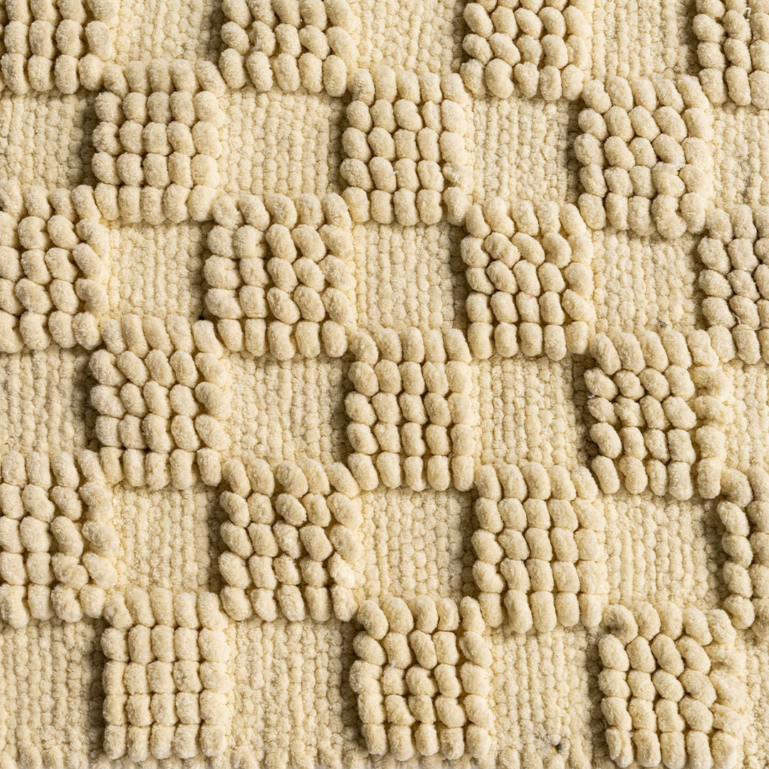 Array Chenille Bathmat Ivory -50x80cm