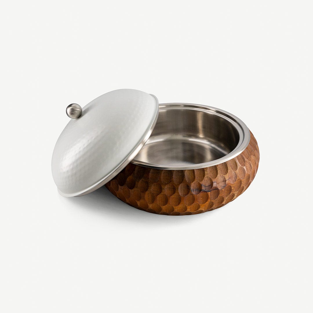 Lariena Hot Pot With Lid -2500ml