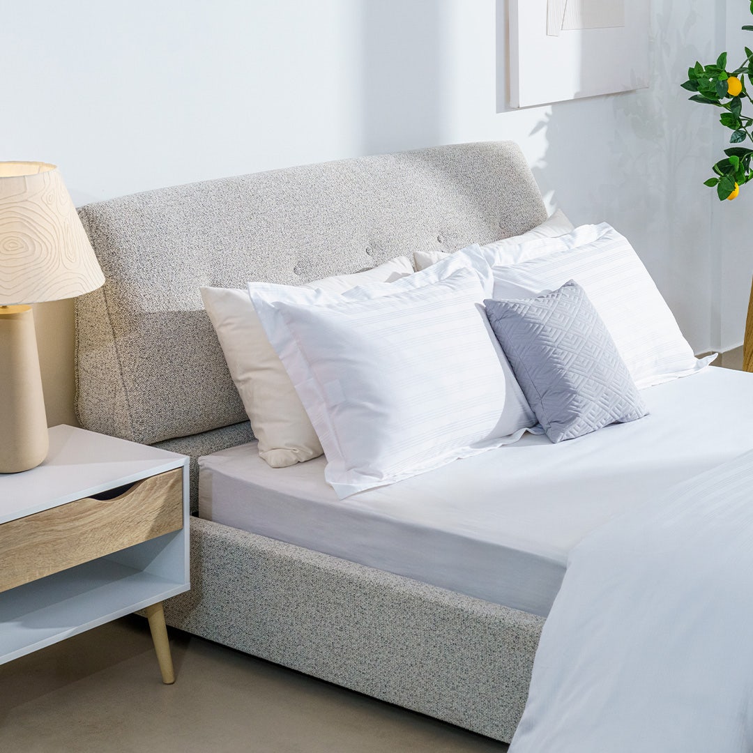 Yullen Queen Bed 160x200cm Greige