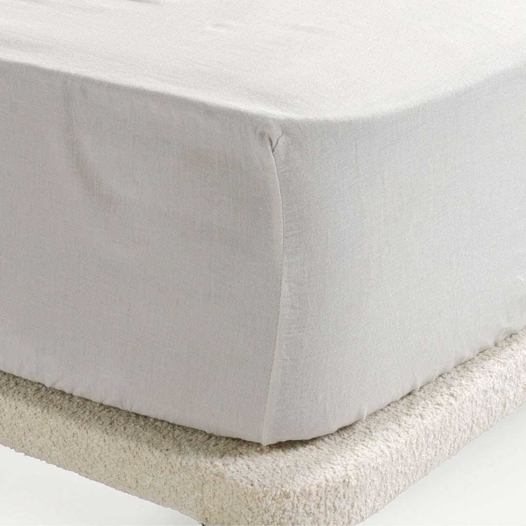 Verodi Queen Bed 160x200cm Ivory