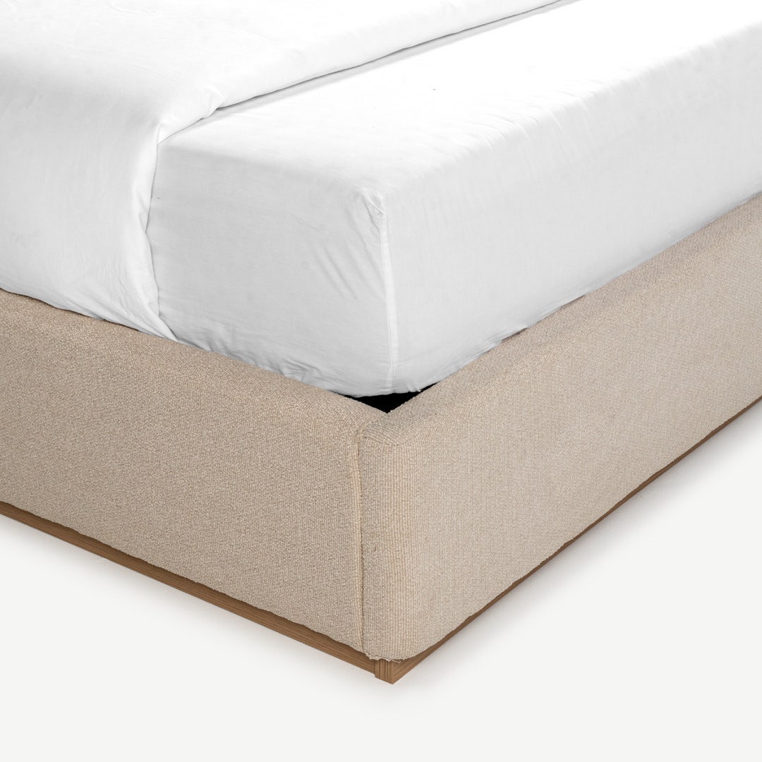 Piastri King Bed 180x200cm Natural