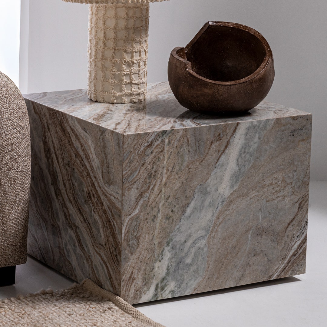 سامانثا طاولة جانبية - متعددة الألوان