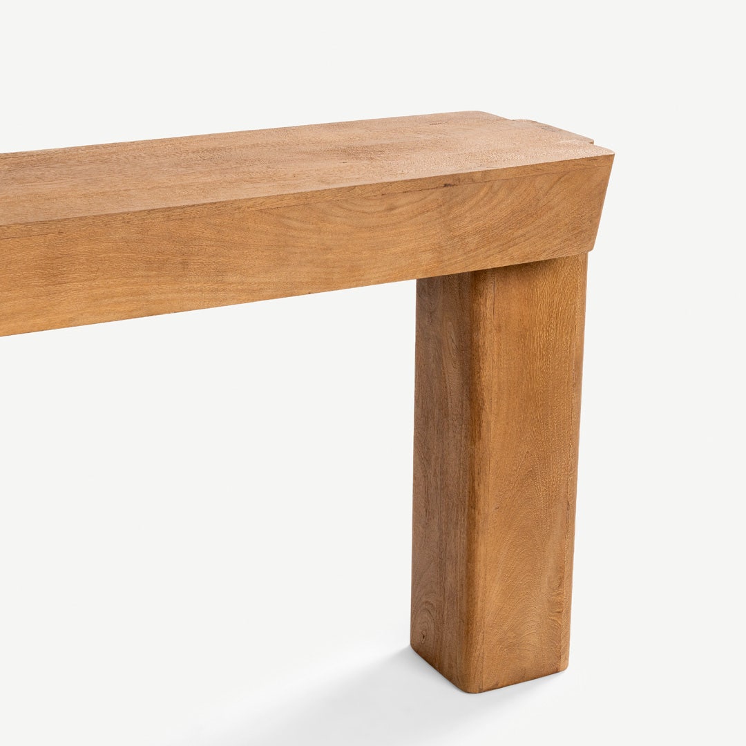 Loriet Console Natural