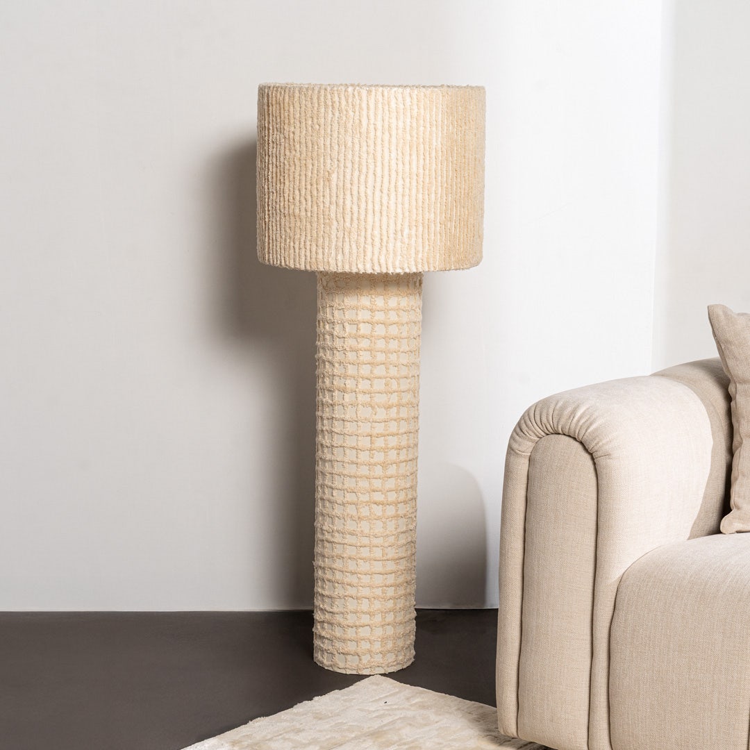 مصباح أرضي نيزال