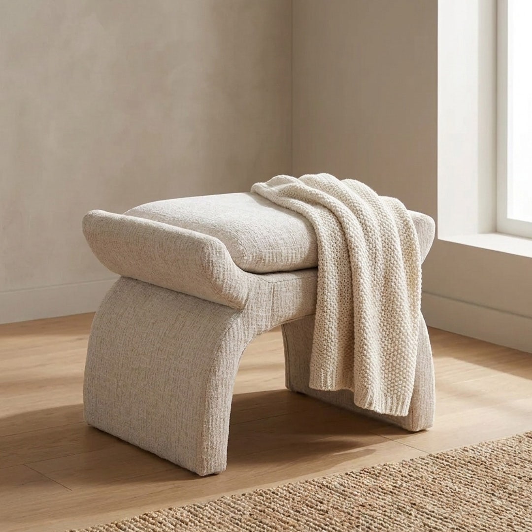 Broxie Stool Cream
