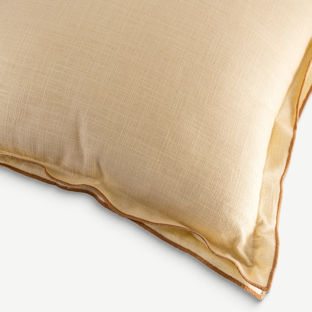 Cylia Filled Cushion - 50x50cm