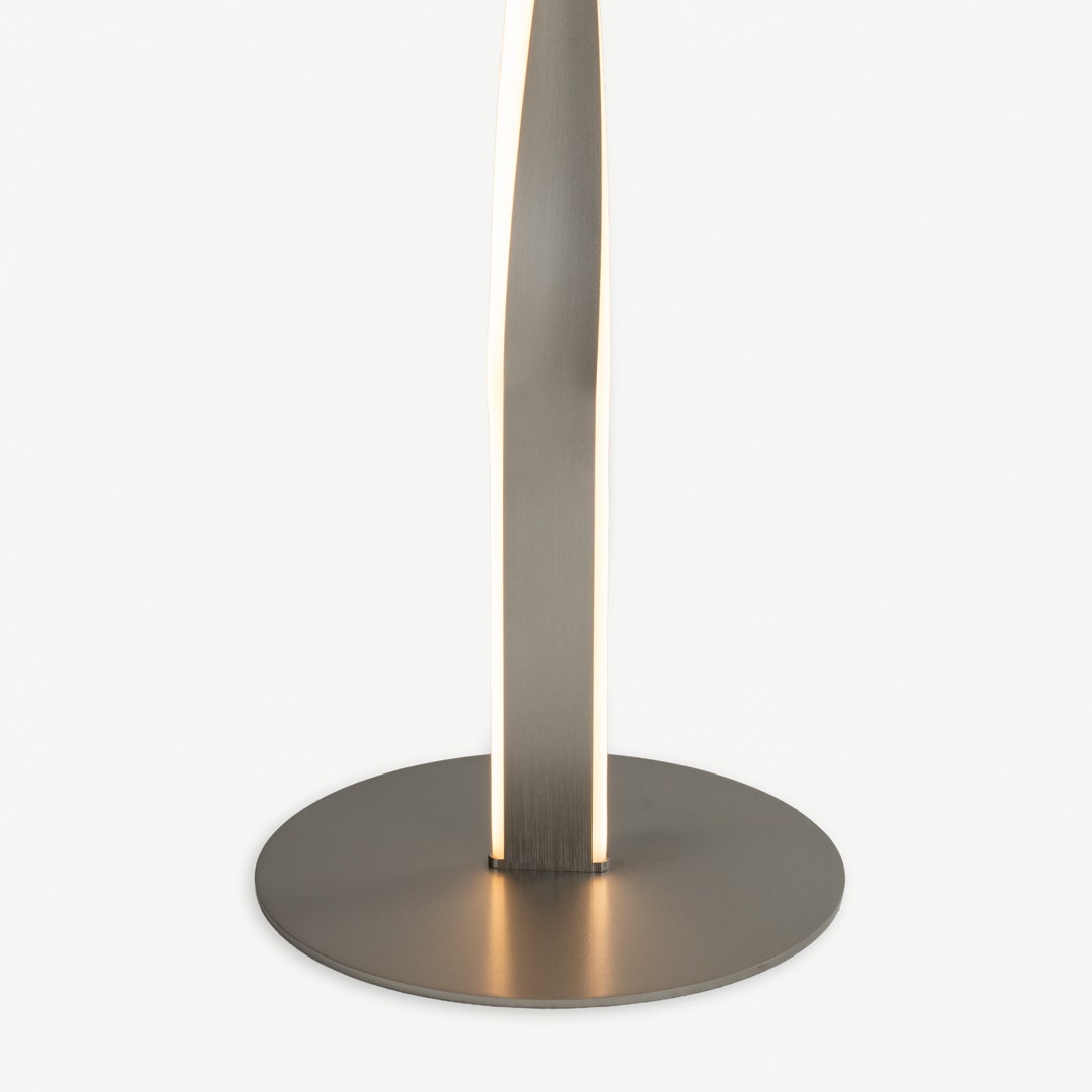 Belliza LED Floor Lamp