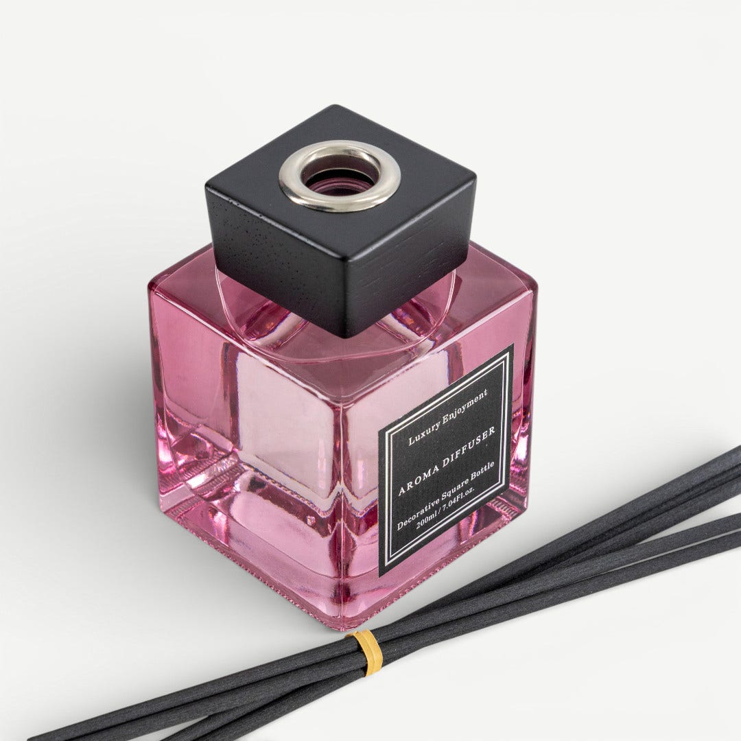 Dignity Reed Diffuser -Eng. Pear&Freesia