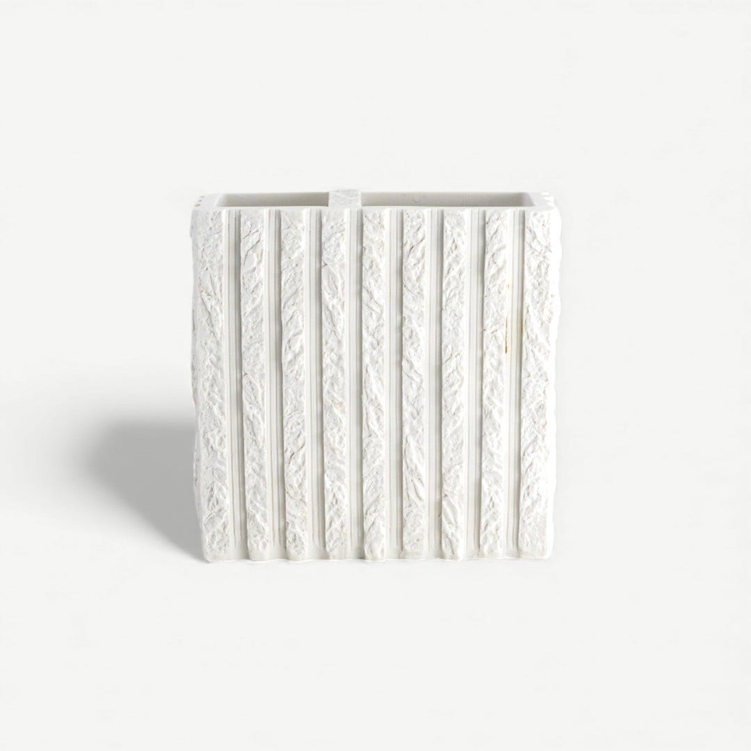 Yaniesh Toothbrush Holder