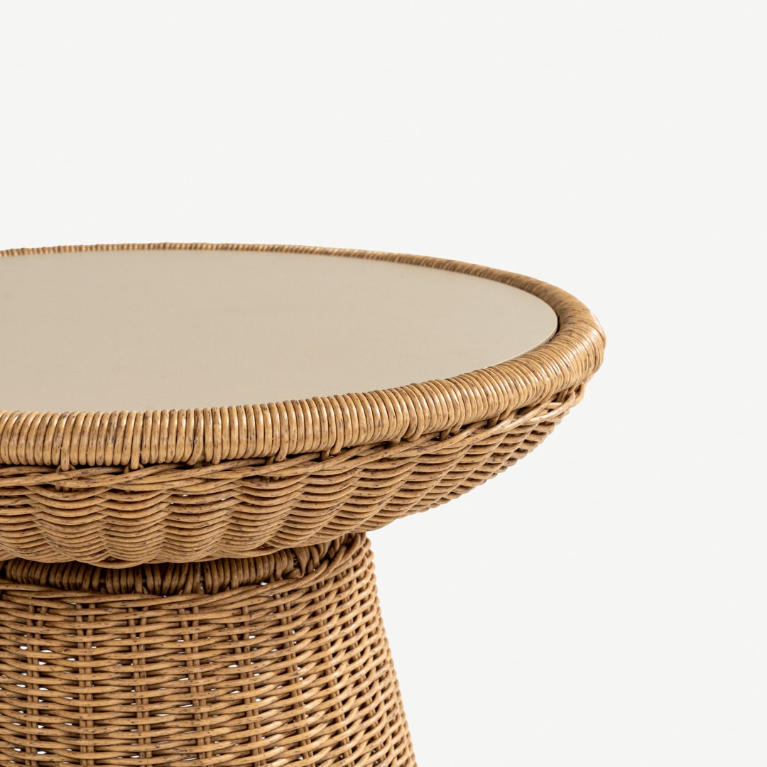 كورنيليو طاولة جانبية خارجية - بيج