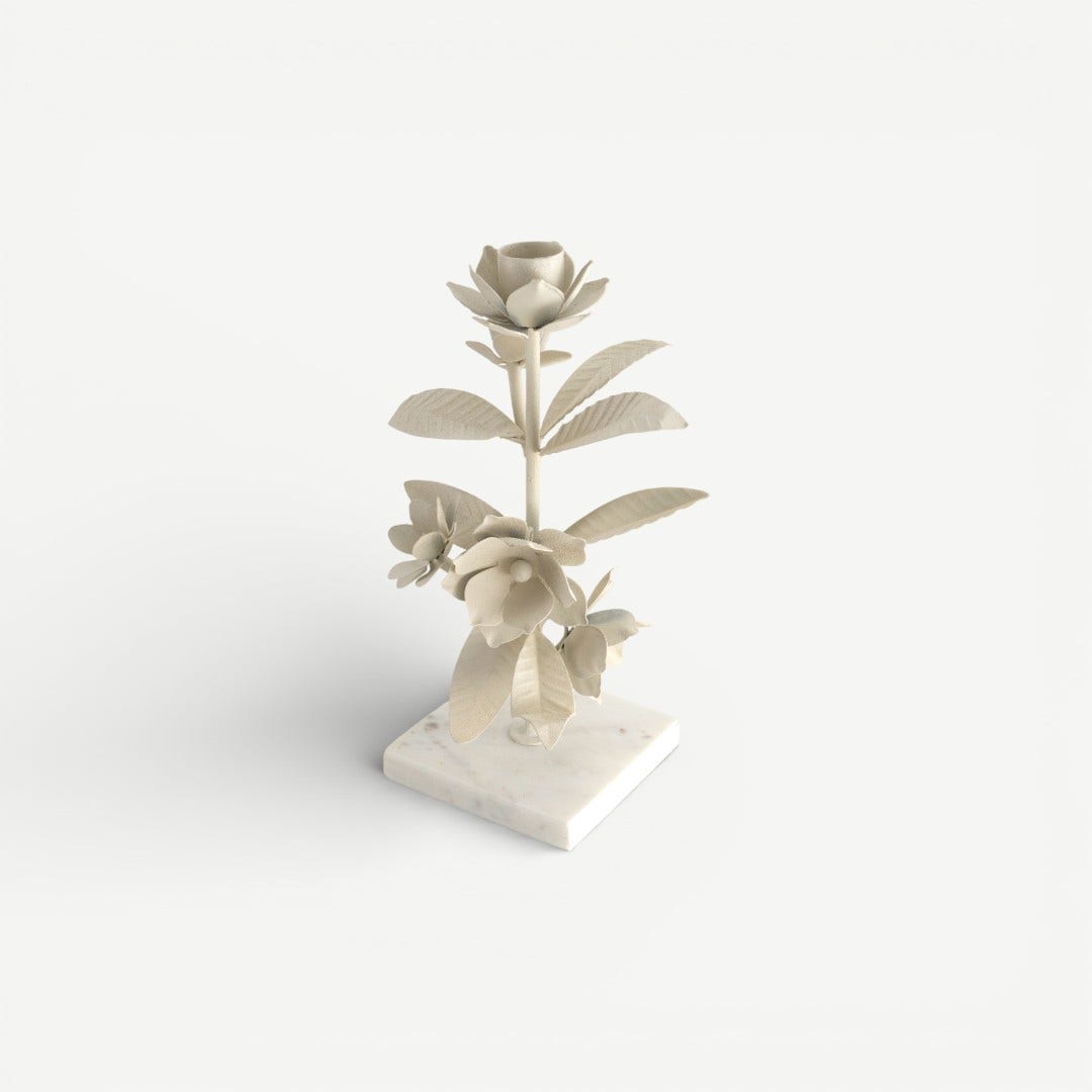 حامل شمعدان ليفي روز