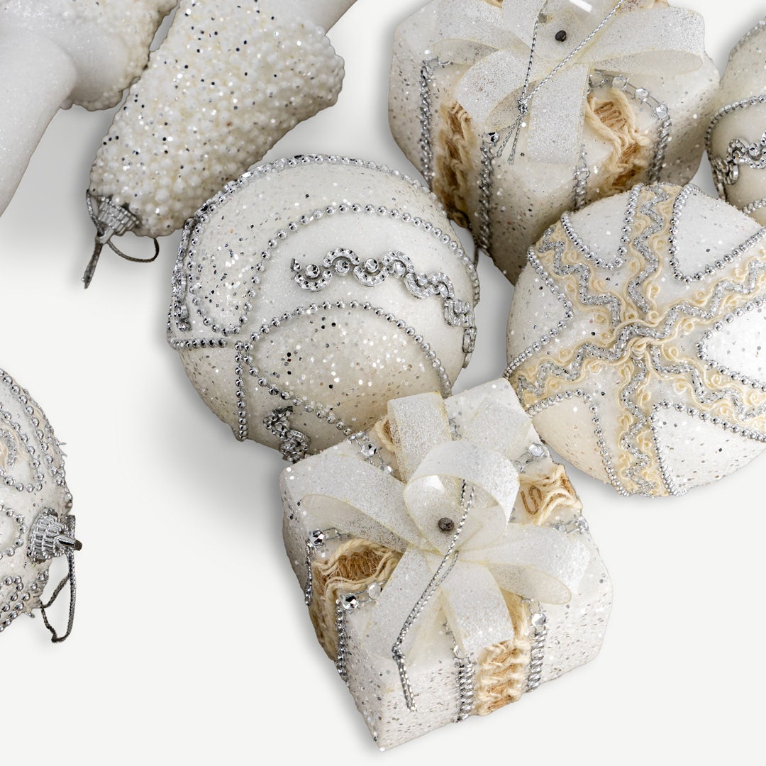 Christmas Hanging Set of 8pcs - White