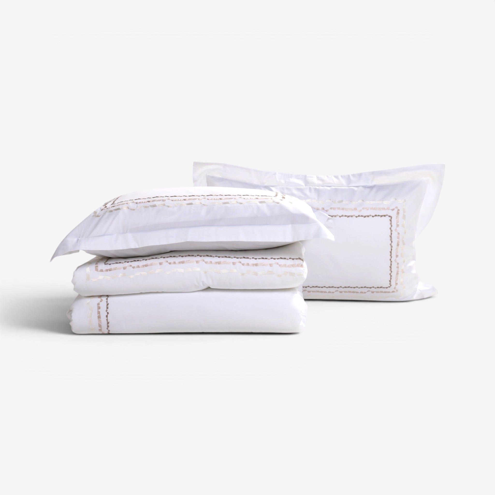Zyra Emb. Comforter Set