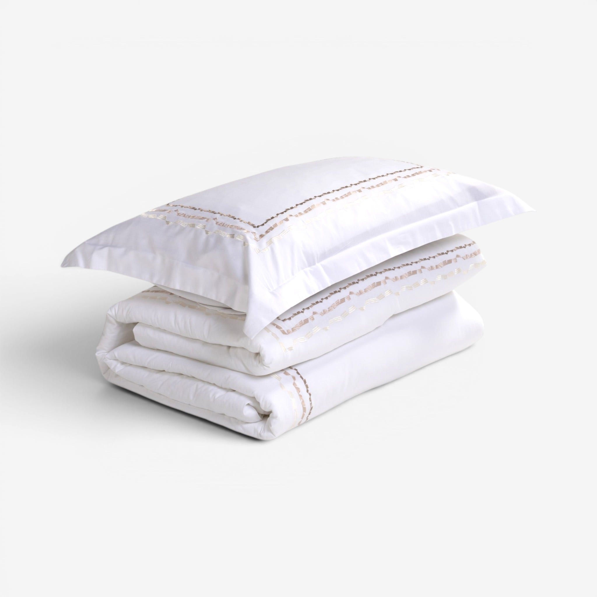Zyra Emb. Comforter Set