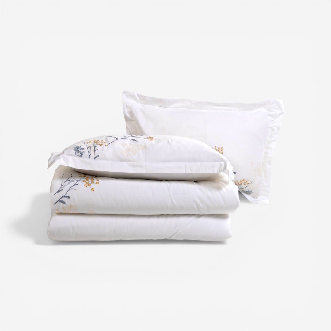 Nuvio Emb. Comforter Set