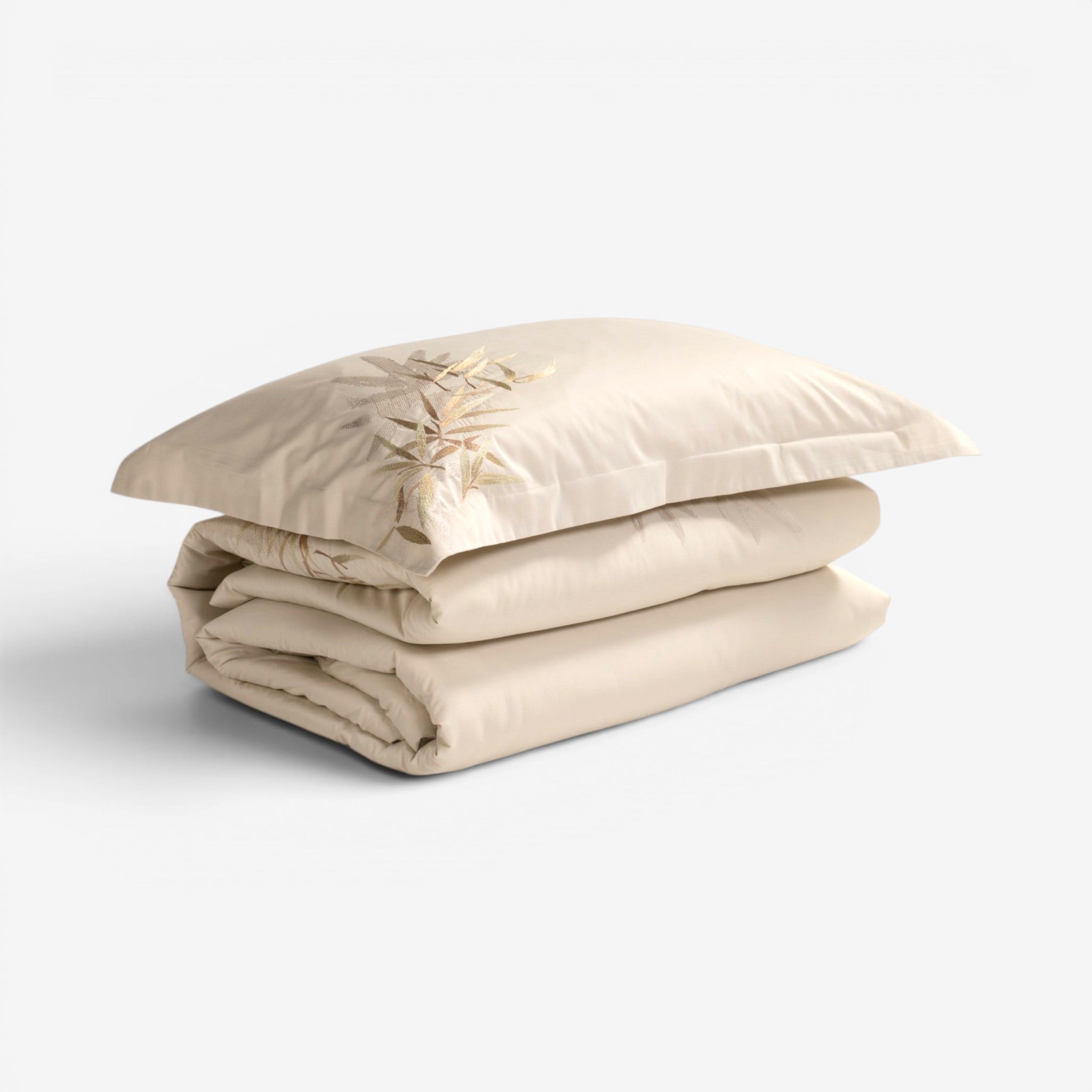 Aureo Emb. Comforter Set