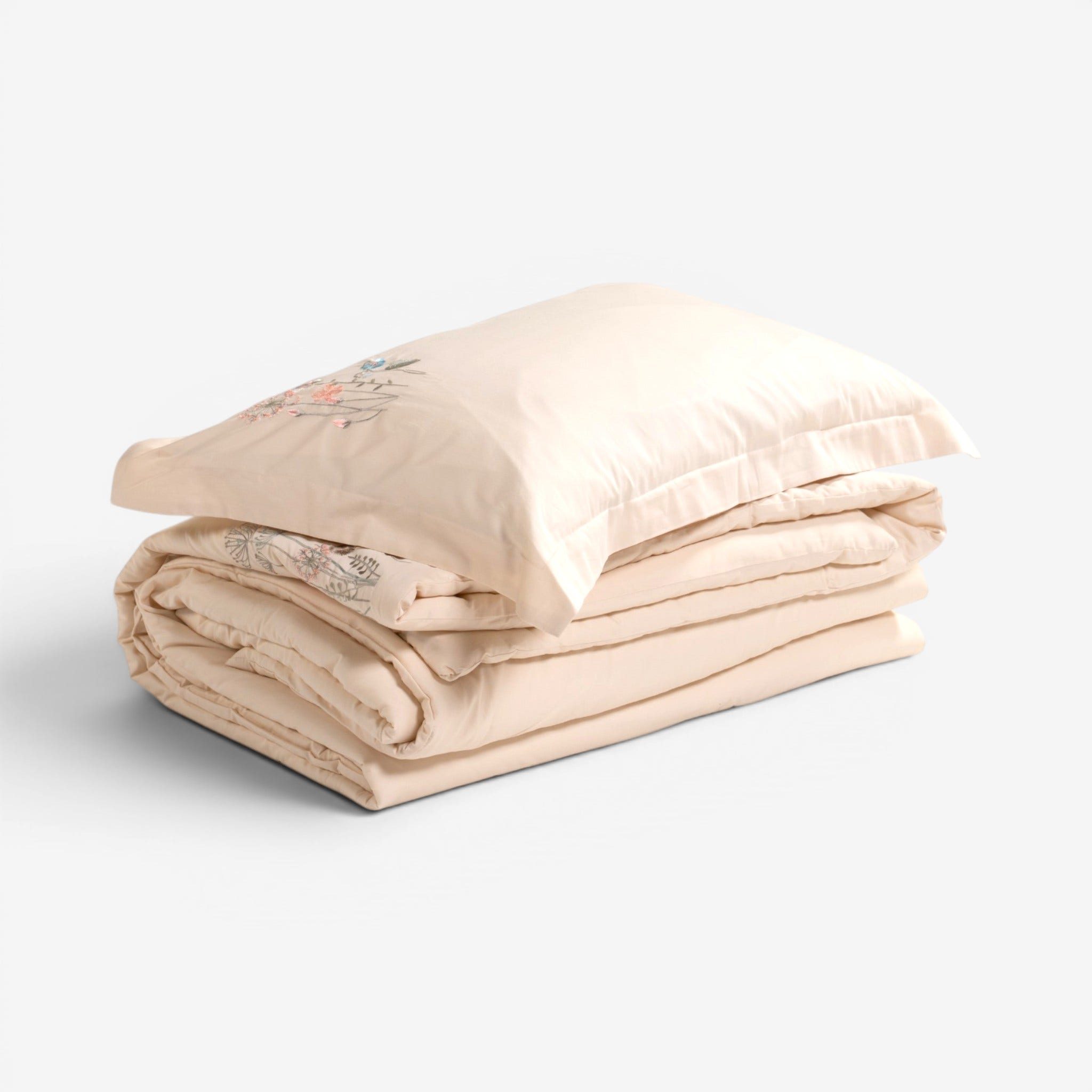 Mareo Emb. Comforter Set