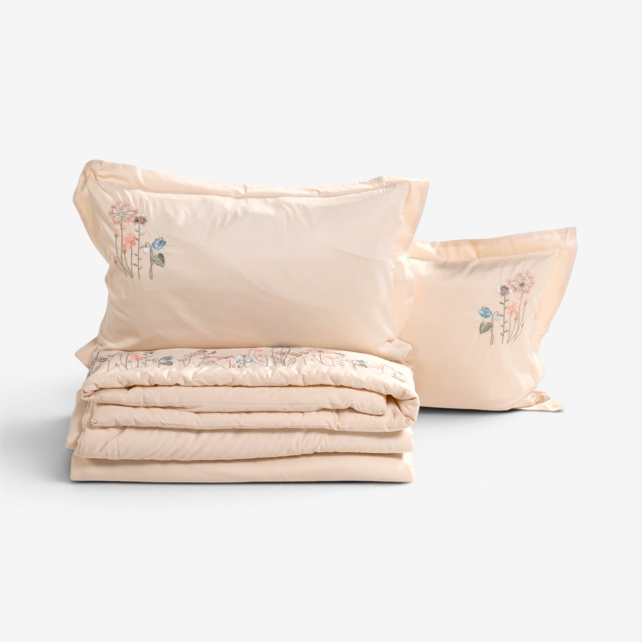 Mareo Emb. Comforter Set