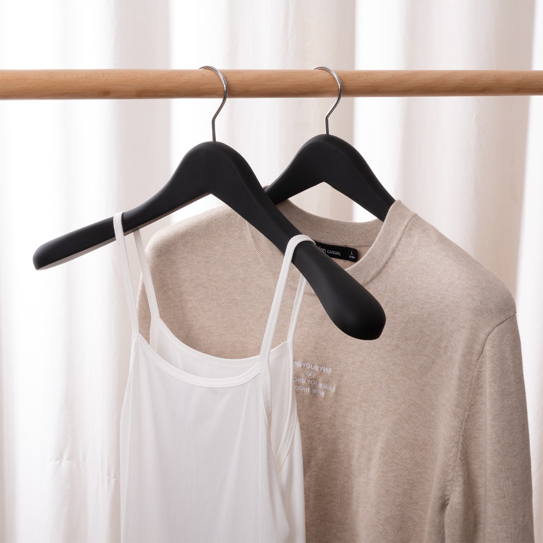 Adalyn Coat Hanger -Black