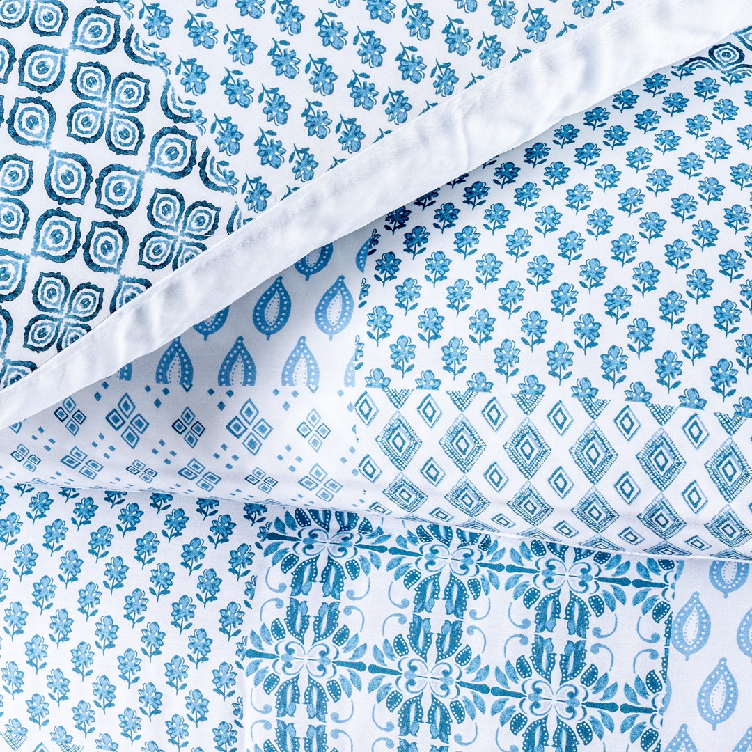 Alara Printed Comforter Set -Coral