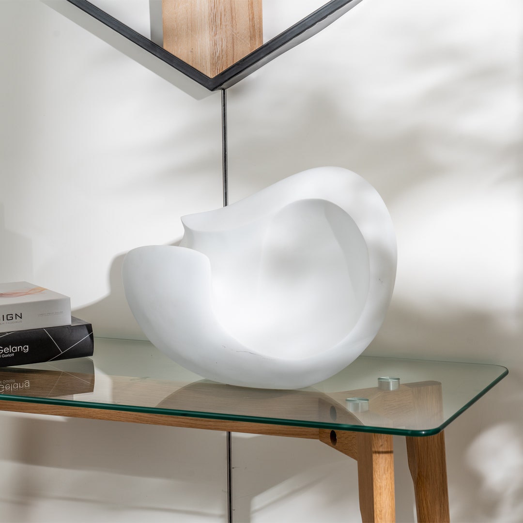 Alaska Annular White Decor