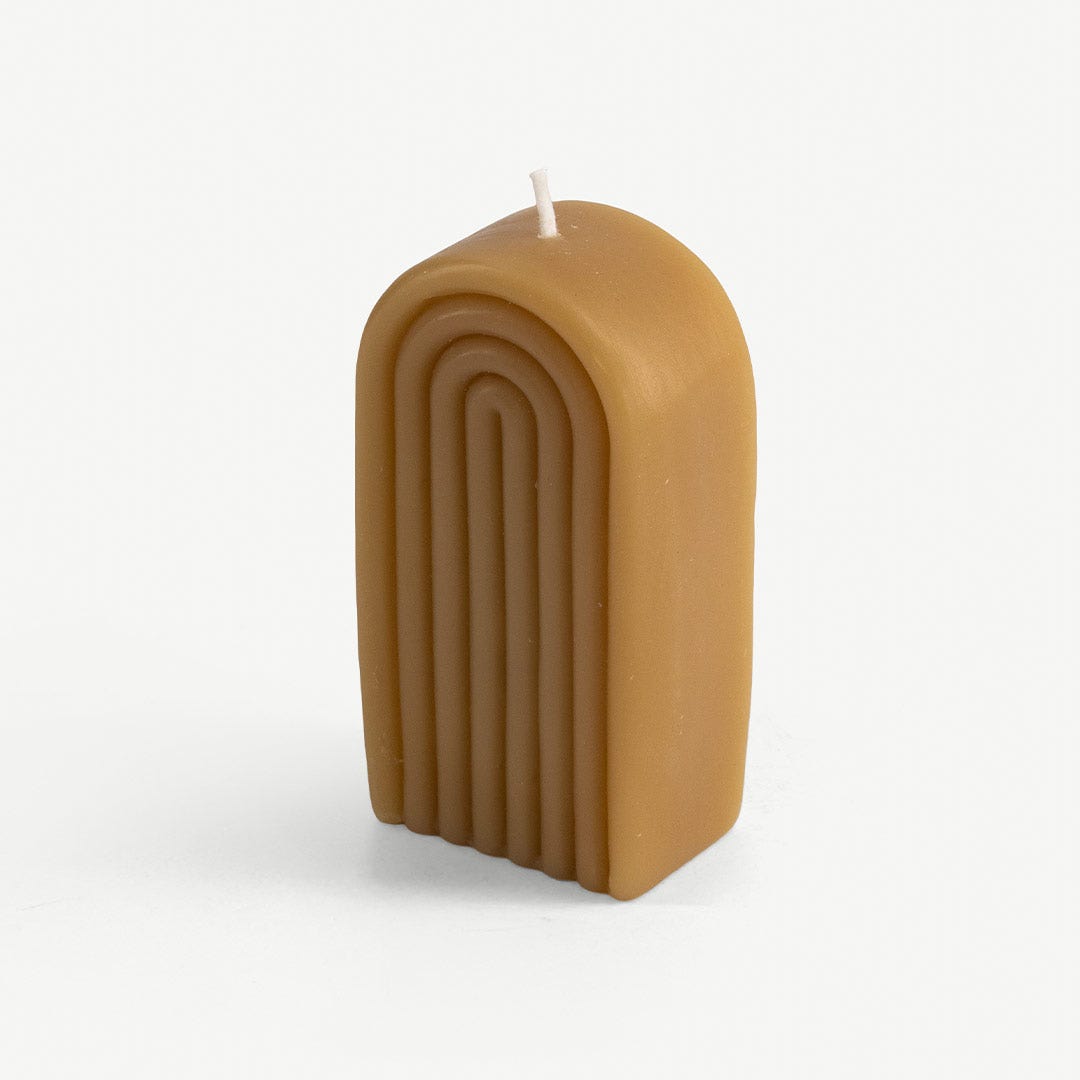 أرسيليا شمعة عمودية 190 جم - بيج