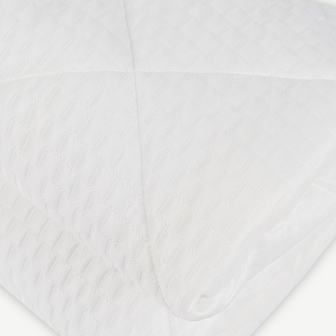Arva Quilted Mattress Protector