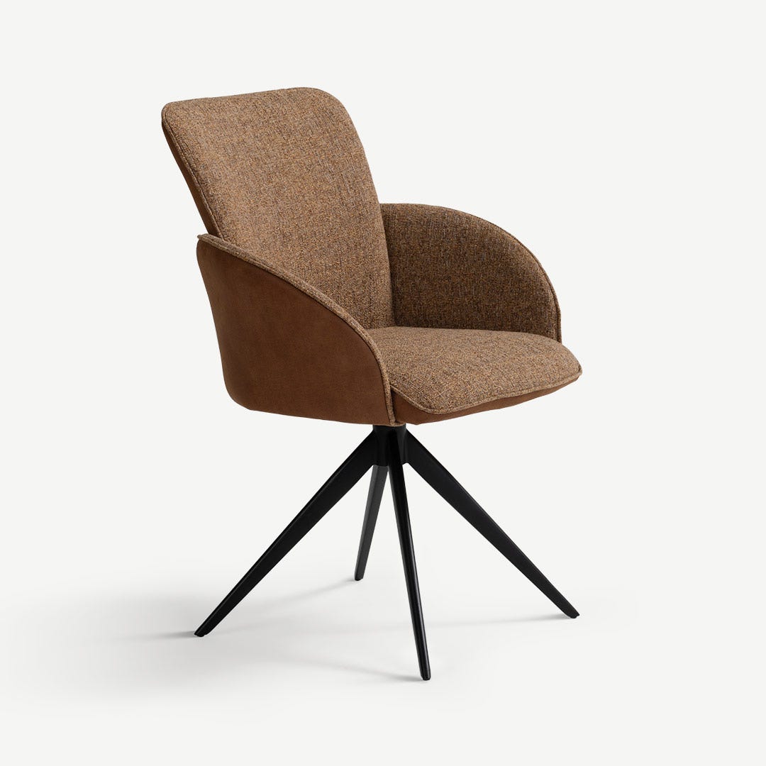 بيرلوس كرسي طعام بذراعين - بني