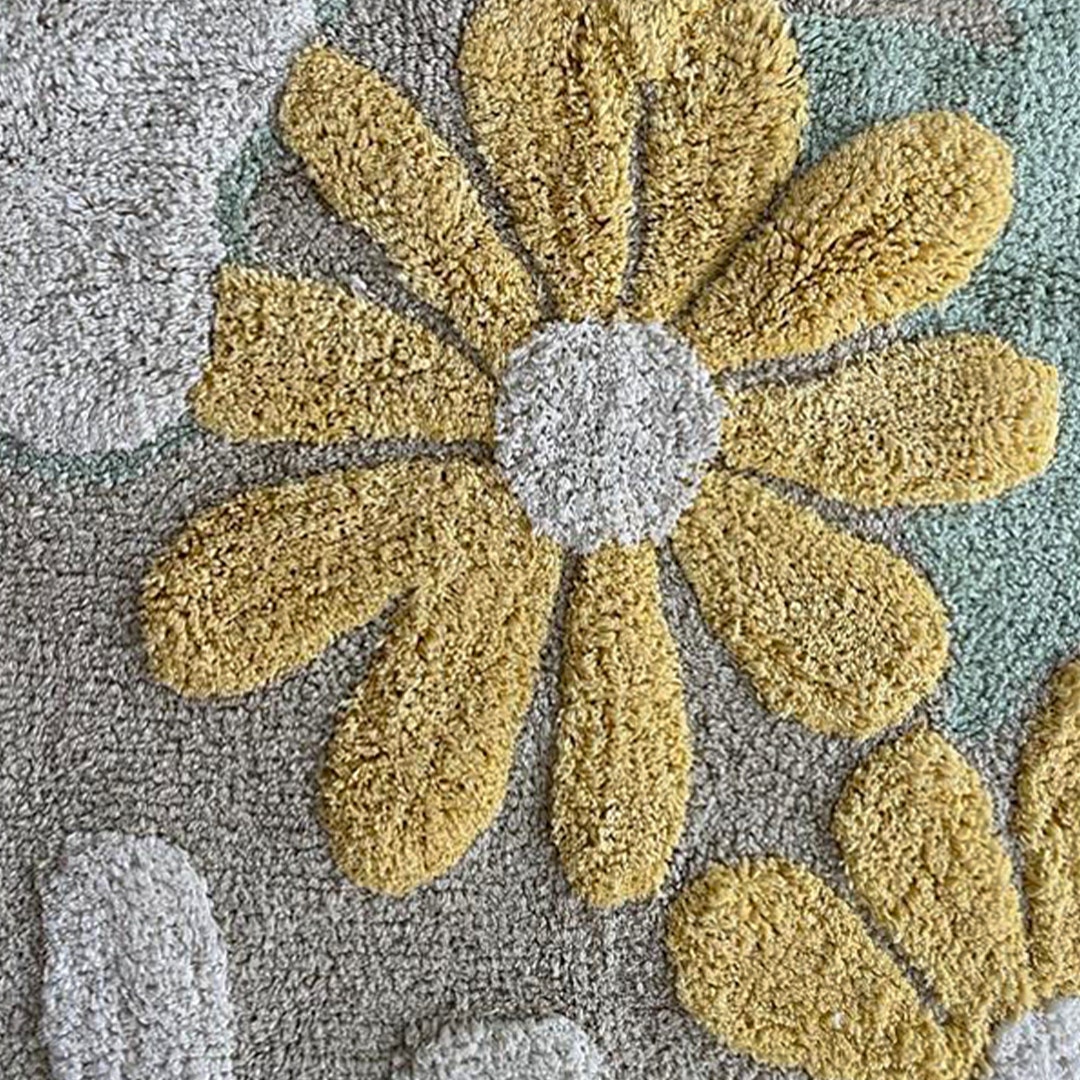 Bloomy Bath Mat