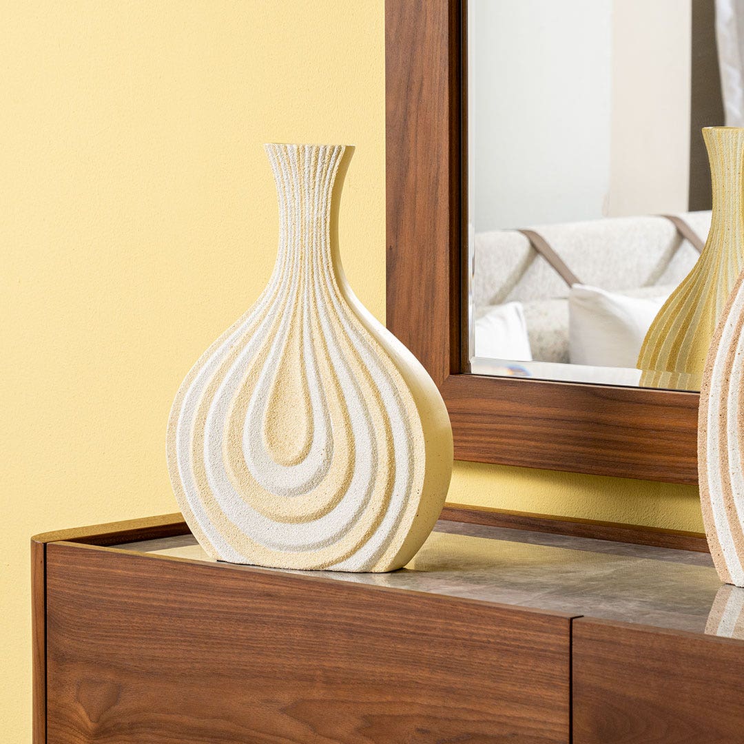 Boris Bottle Décor Vase