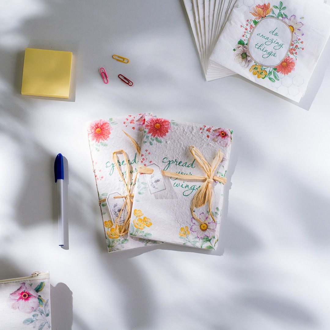 كتاب كارميليتا -11×21 سم