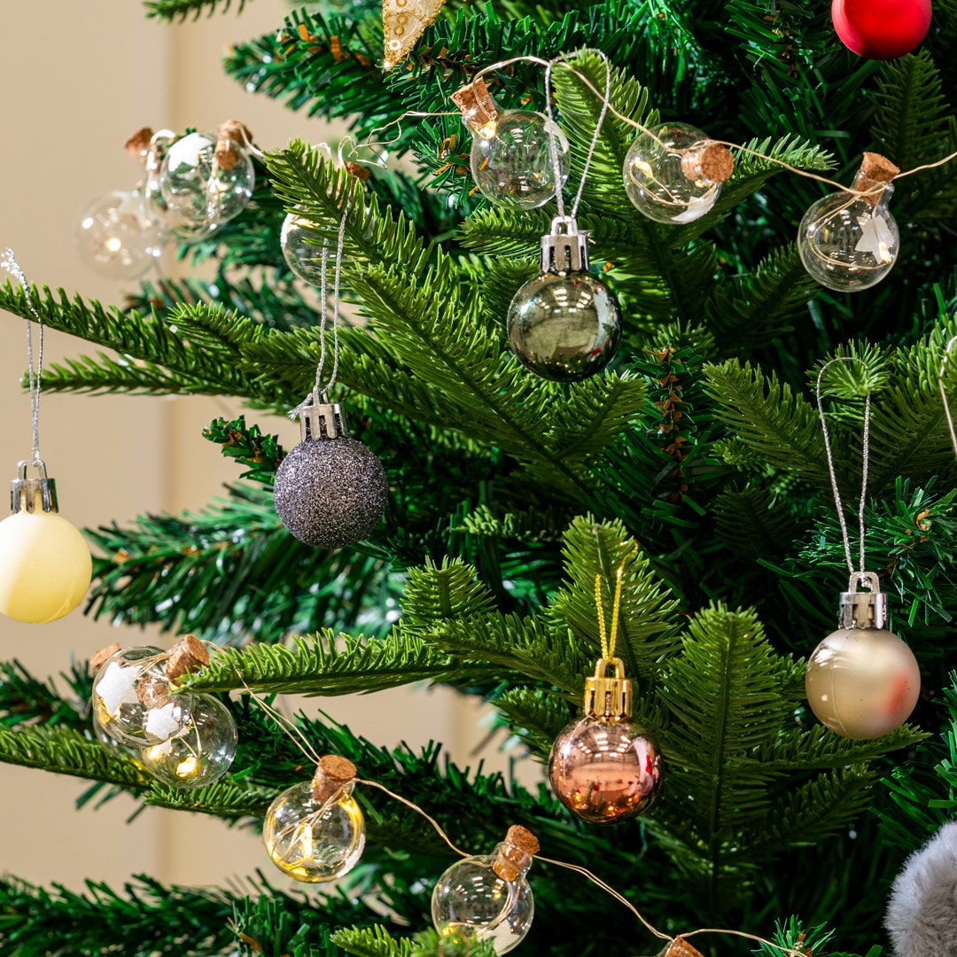 طقم كرات كريسماس من 30 قطعة