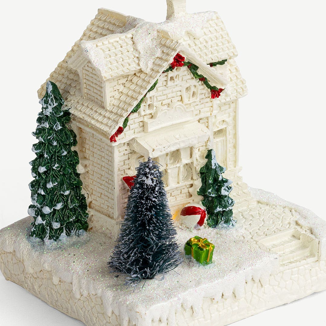 Christmas LED Resin House Natural 10L