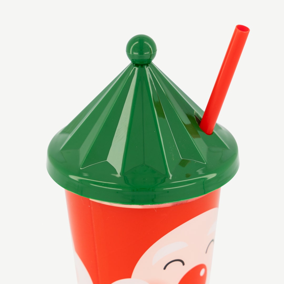 زجاجة شرب كريسماس مع قشة