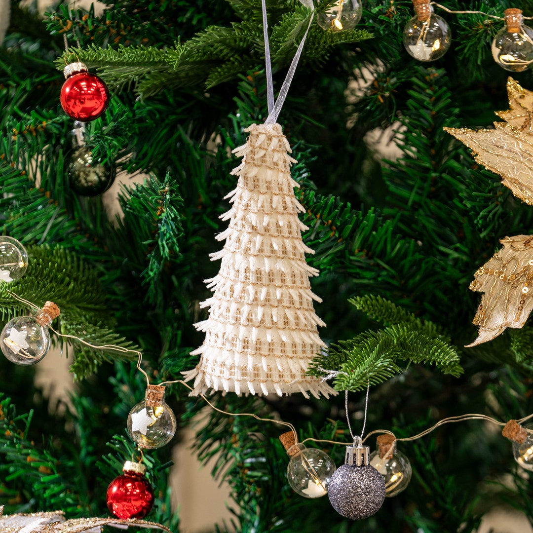 Christmas Tree Hanging Décor Whitre