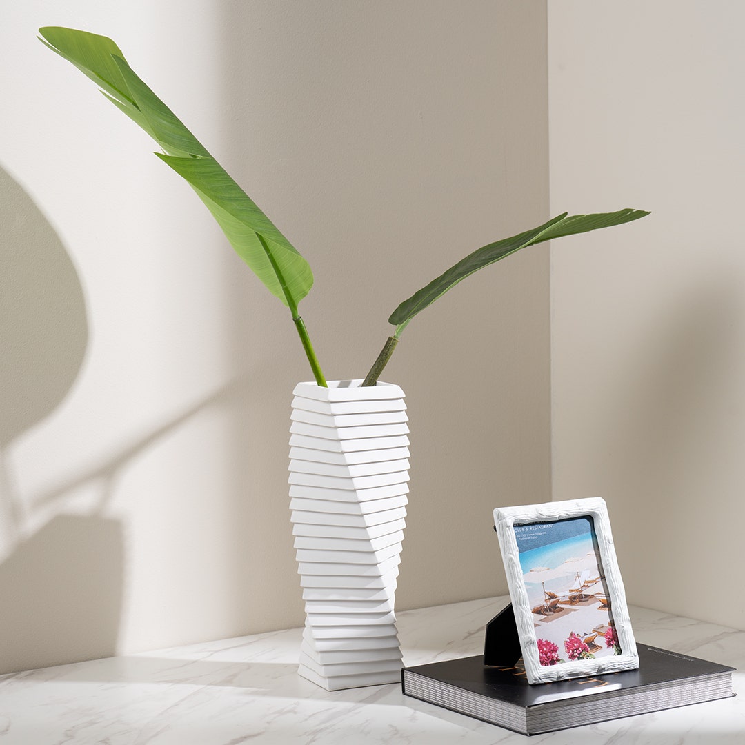 Ciela Twisted Vase -36cm