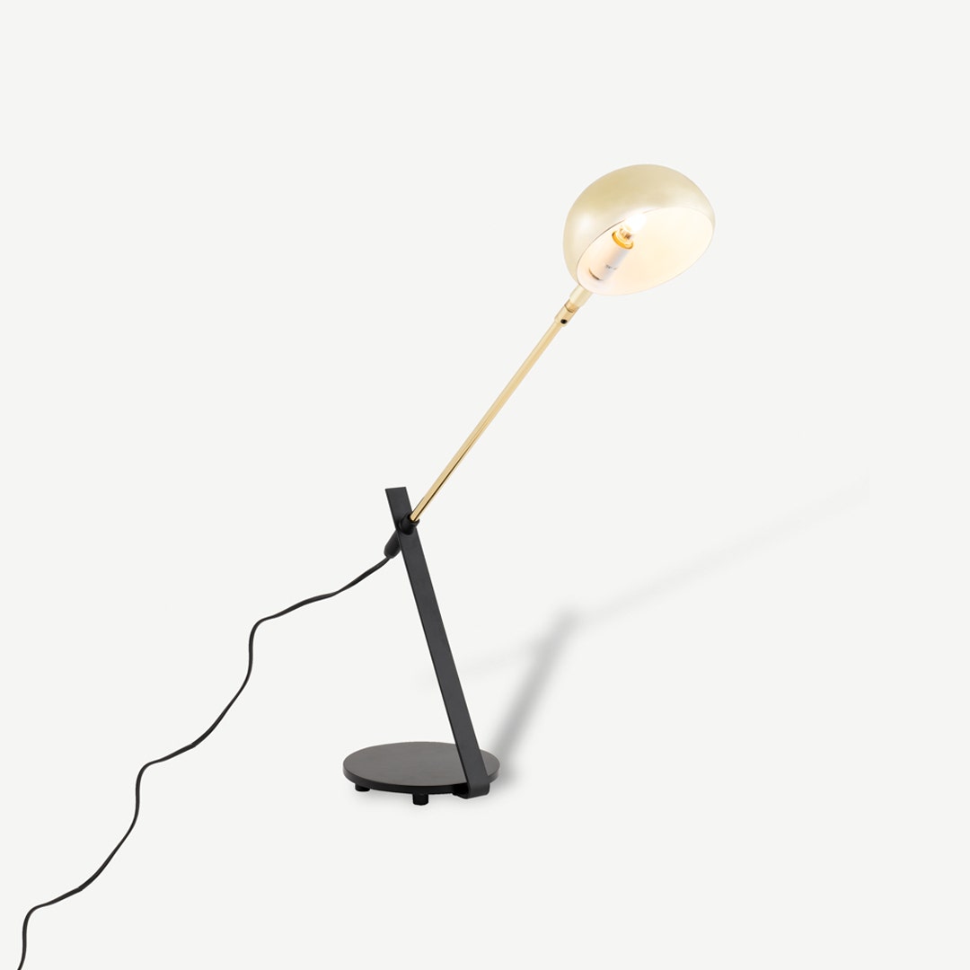 Black metal online bedside lamp