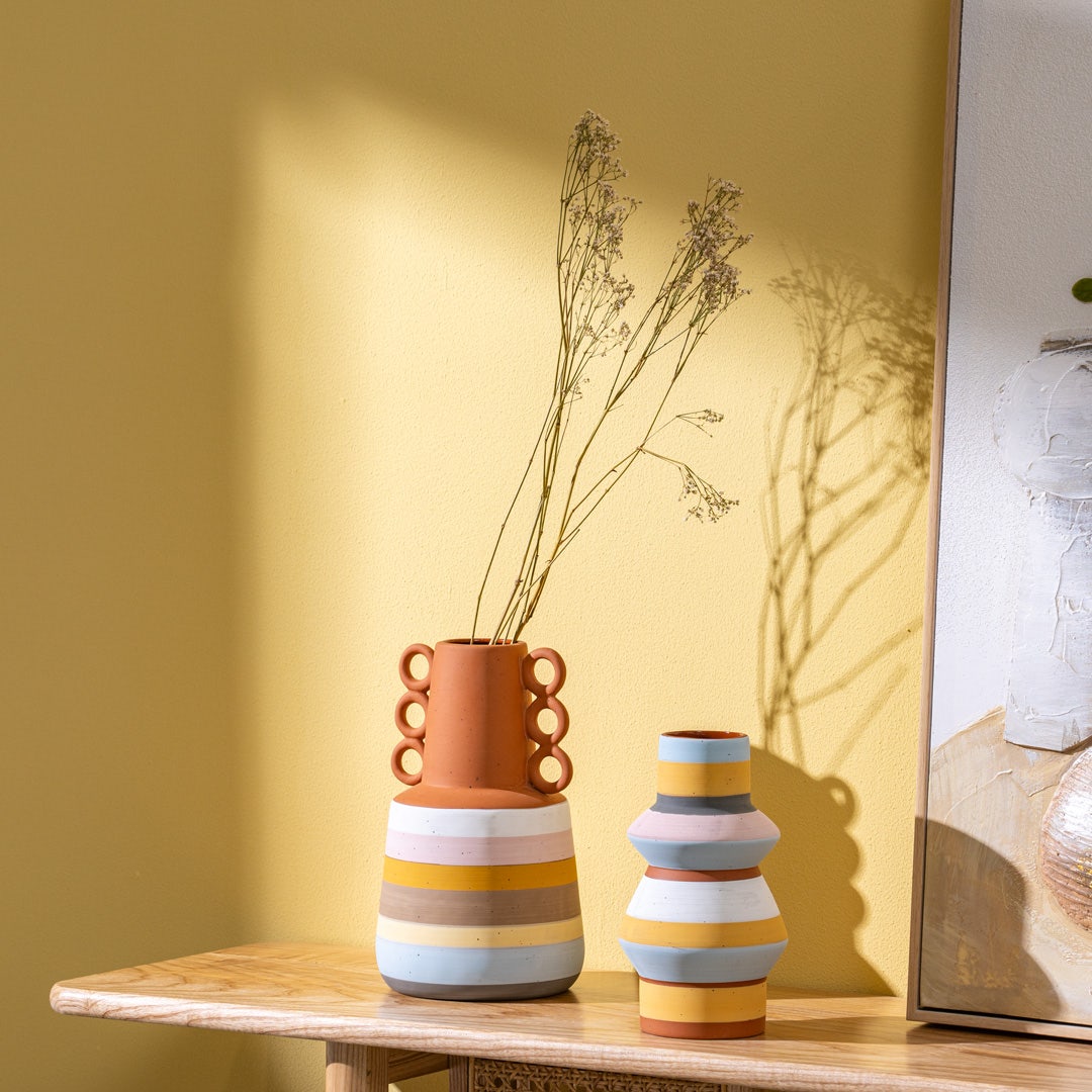 Dallie Hand Painted Ring Vase