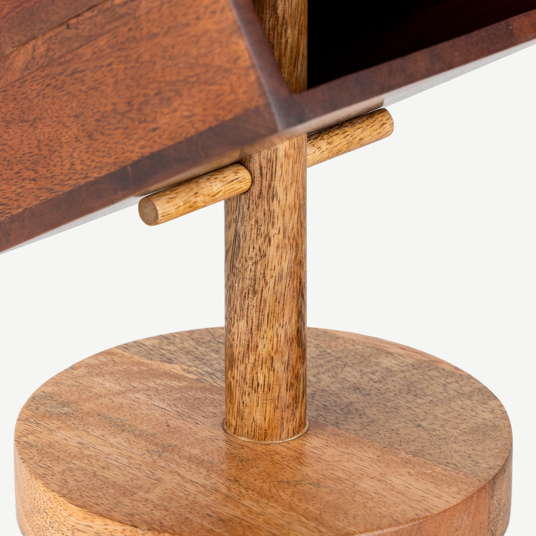 Delvin Decorative Table Stand