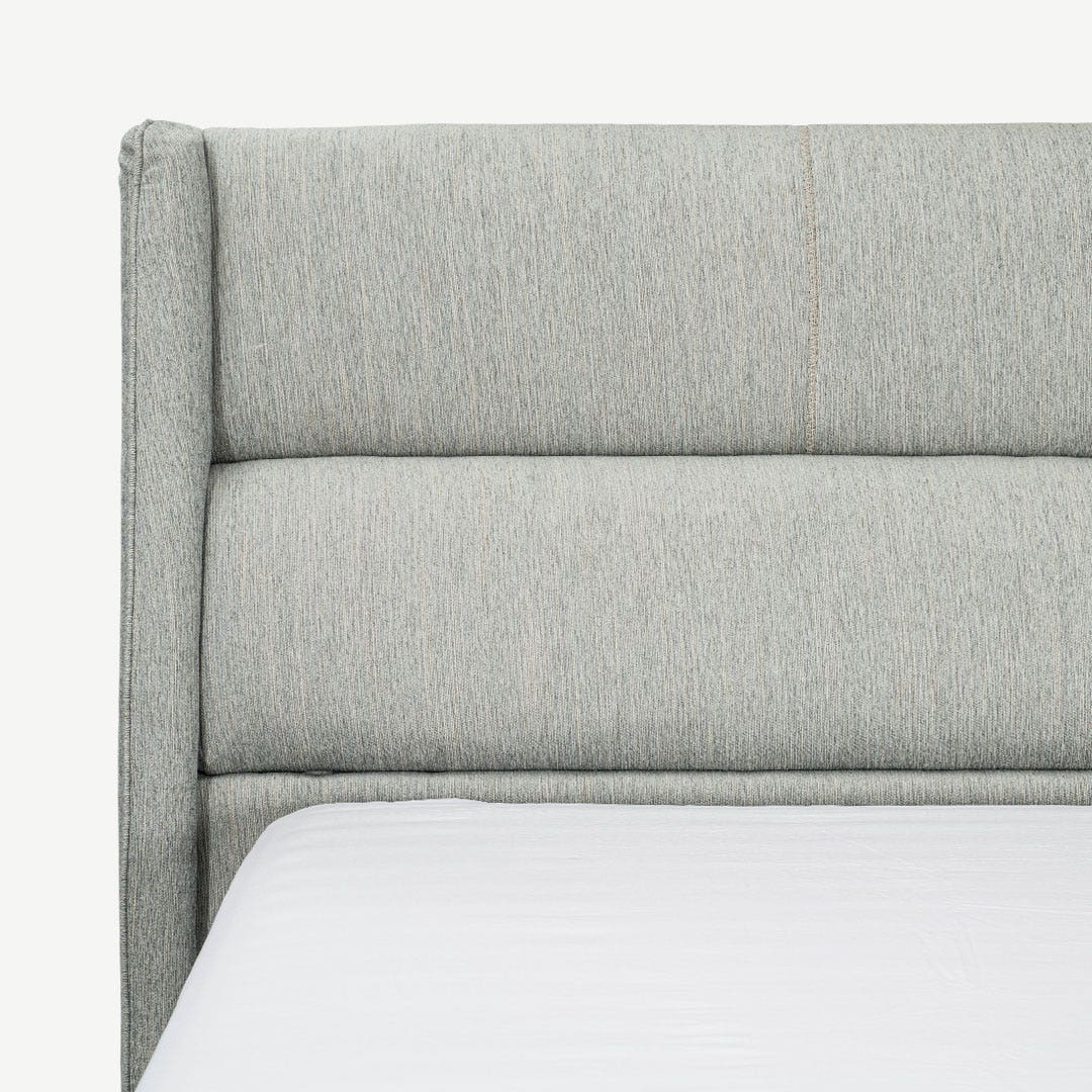Dorothea Bed Pastel Grey