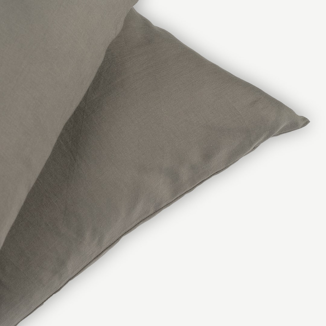 Gavin Washed Cotton Pillowcase Pair -Grey