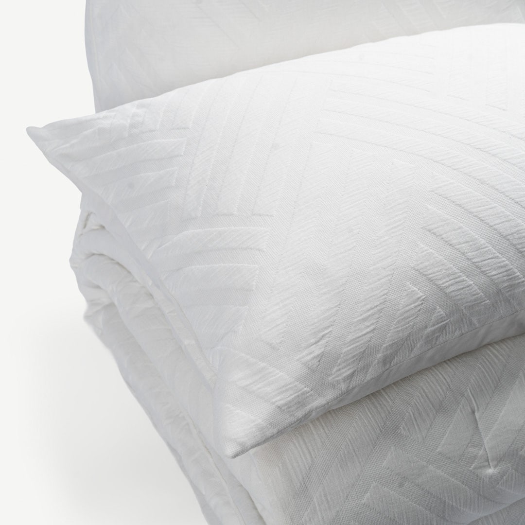 Geo-Matelasse Comforter Set-240x260cm