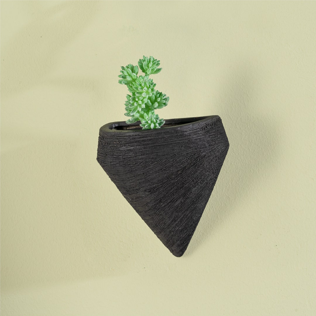Jayla Wall Mount Planter 10x10.5cm