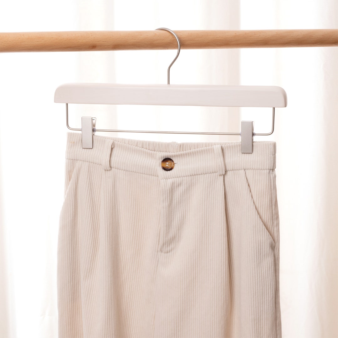 Juliena Clothes Hanger -Beige