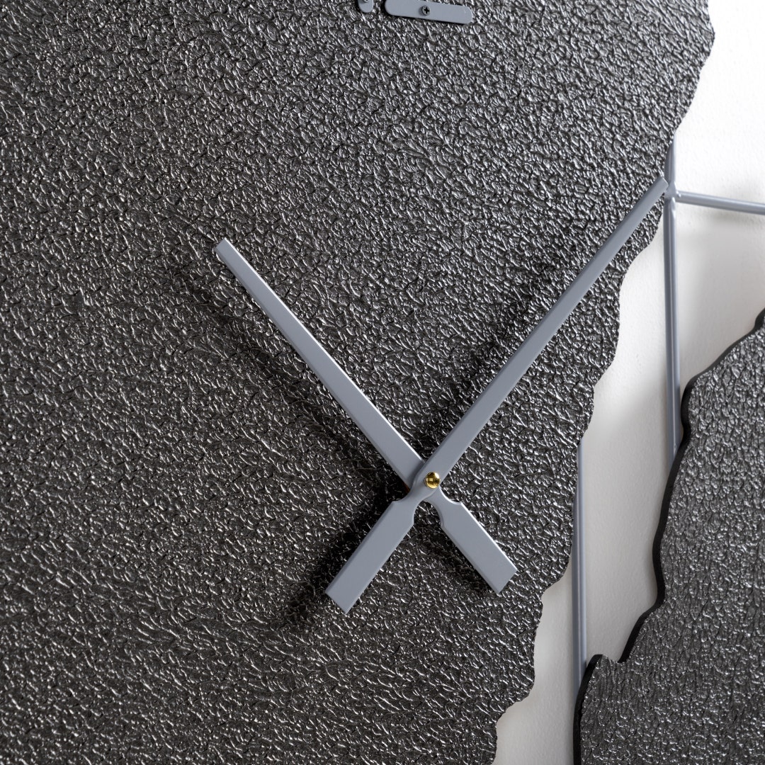 ساعة حائط كروجر - أسود