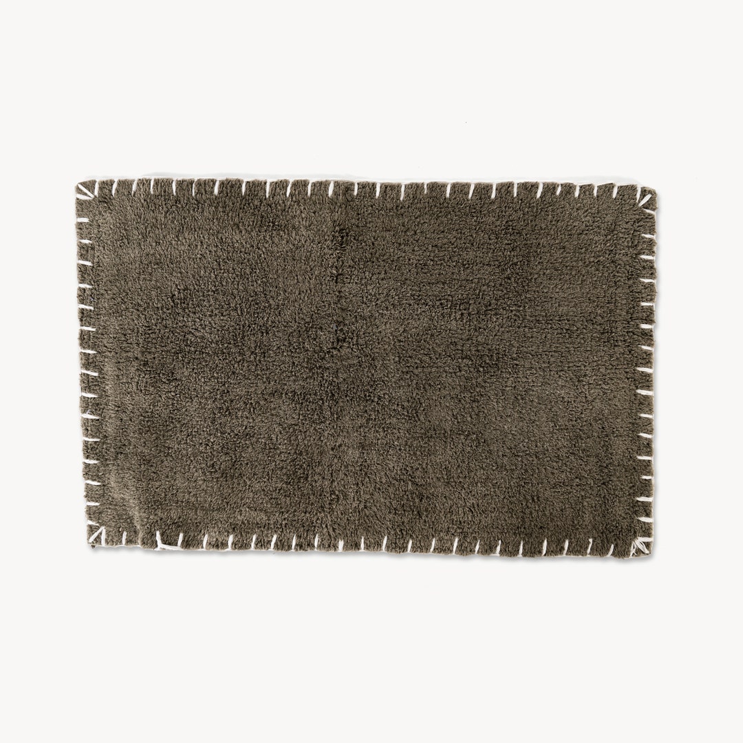 Lark Reversible Tufted Bathmat