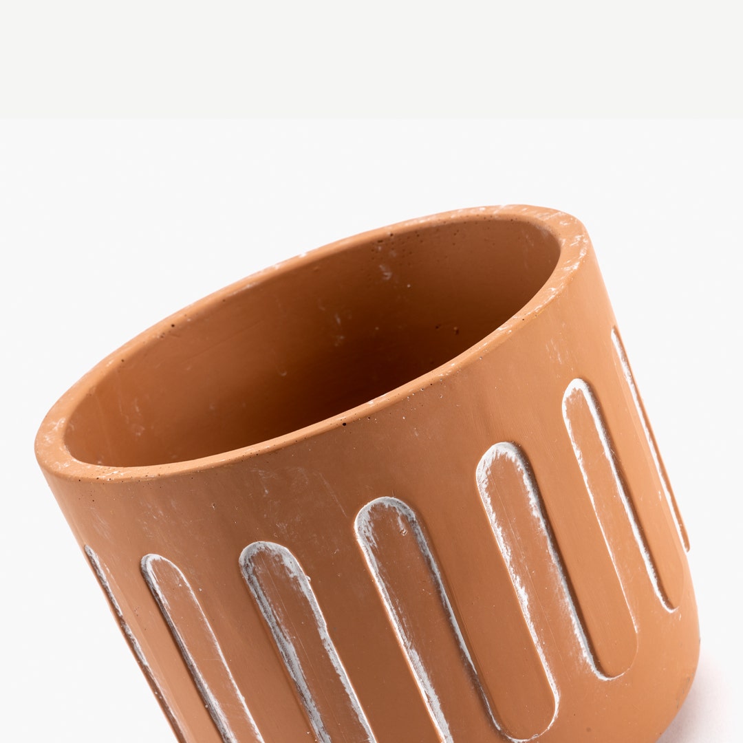 Larkin Planter 18x18x15cm